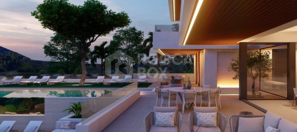 5 bedrooms Villa in Marbella, Spain No. 80632 13