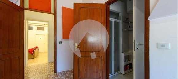 4غرفة عقار تجاري في Reggio Emilia, Italy رقم 113086 11