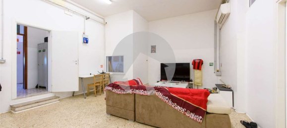 4غرفة عقار تجاري في Reggio Emilia, Italy رقم 113086 5