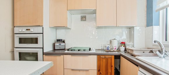 2 bedrooms House in Southend-on-Sea, United Kingdom No. 1992 6