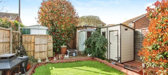 2 bedrooms House in Southend-on-Sea, United Kingdom No. 1992 11