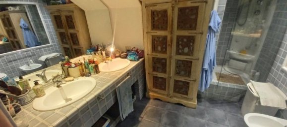 3 bedrooms Apartment in Turin, Italy No. 321489 22