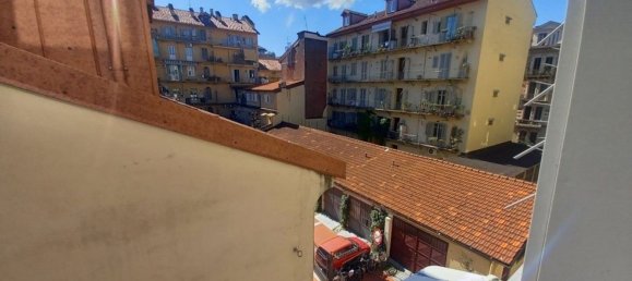 3 bedrooms Apartment in Turin, Italy No. 321489 24