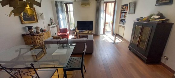 3 bedrooms Apartment in Turin, Italy No. 321489 2
