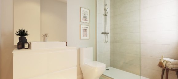 Apartamento de 2 dormitorios en Oceana Gardens I, Estepona, Spain No. 15397 2