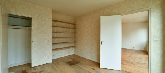 1 bedroom Apartment in Bourges, France No. 75013 3