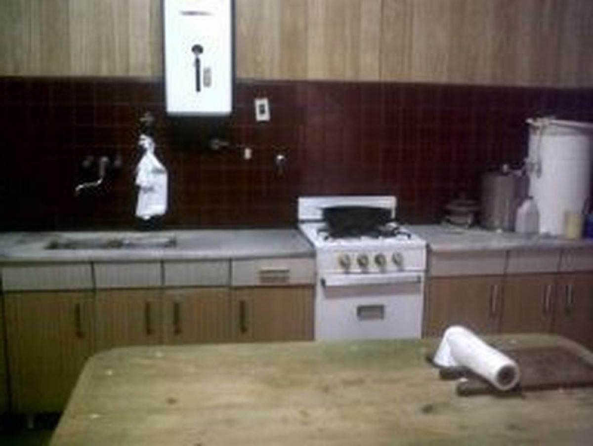 2 bedrooms House in Lanus, Argentina No. 8815