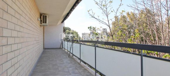 3 rooms Apartment in Rome, Italy No. 35643 15