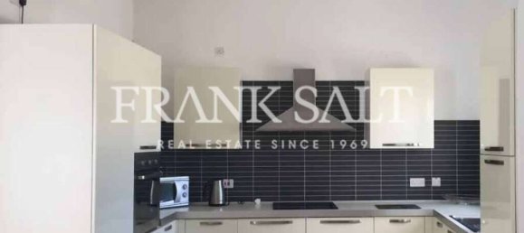 2 bedrooms Penthouse in Saint Julian's, Malta No. 10693 8