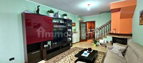 2 chambres Maison à Guastalla, Italy No. 113976 3