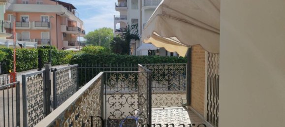 Квартира с 2 спальнями в Торторето, Италия № 339390 29