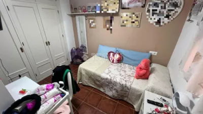 Apartamento de 4 dormitorios en El Puerto de Santa María, Spain No. 241653