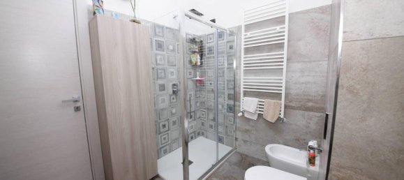 3-Zimmer Wohnung in Parabiago, Italy, Nr. 137537 9