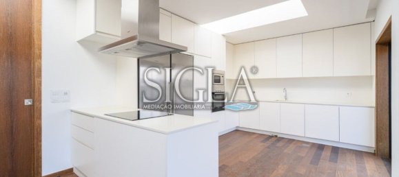 4 bedrooms Apartment in Vila Nova de Gaia, Portugal No. 143815 17