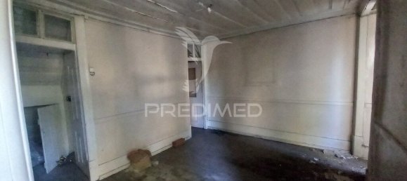 Bâtiment à Lisbon, Portugal 174m² No. 102640 3