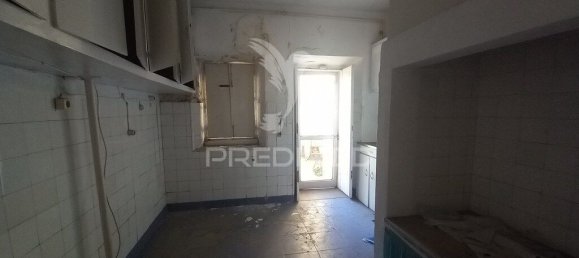 Bâtiment à Lisbon, Portugal 174m² No. 102640 8