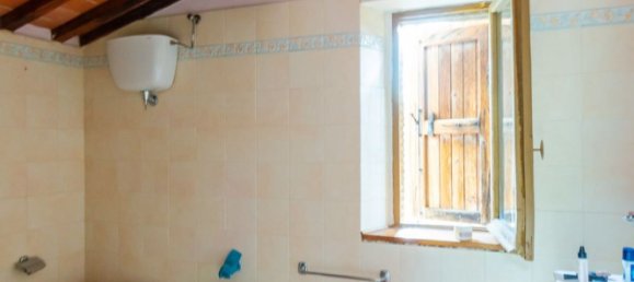 Дом с 10 комнатами в Кортона, Италия № 124423 48