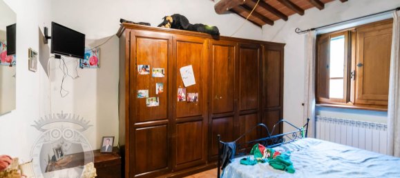 Дом с 10 комнатами в Кортона, Италия № 124423 29