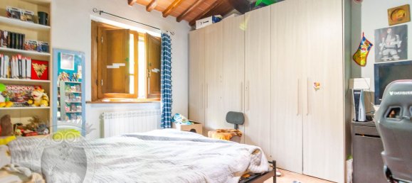 Дом с 10 комнатами в Кортона, Италия № 124423 31