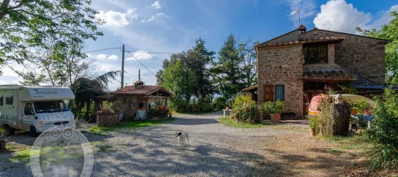 Дом с 10 комнатами в Кортона, Италия № 124423 19