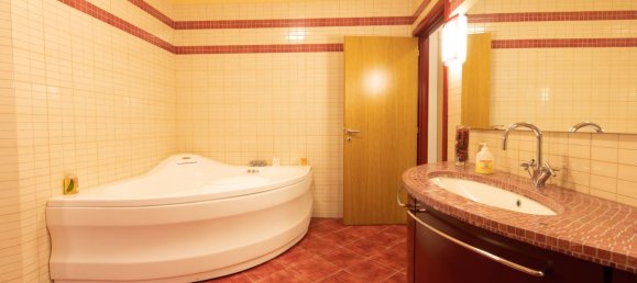 5 bedrooms Villa in Castiglione Torinese, Italy No. 272101 31