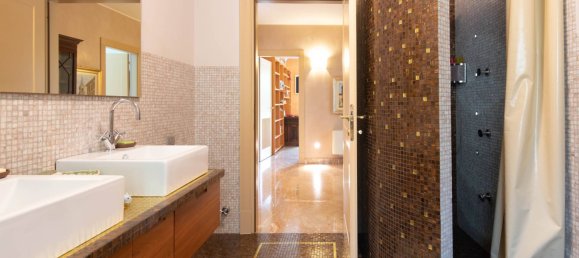 5 bedrooms Villa in Castiglione Torinese, Italy No. 272101 25