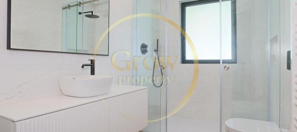 4 غرف نوم فيلا في Quarteira, Portugal رقم 104247 19