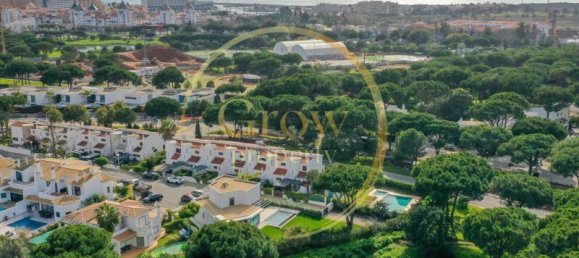 4 غرف نوم فيلا في Quarteira, Portugal رقم 104247 39