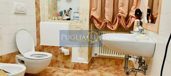 Casa de 3 divisões em Castellana Grotte, Italy N.º 116078 9