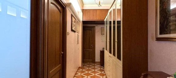 4-salle Appartement à Rome, Italy No. 23672 15