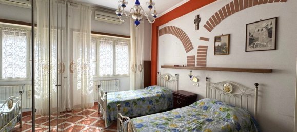 4-salle Appartement à Rome, Italy No. 23672 33