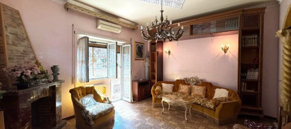 4-salle Appartement à Rome, Italy No. 23672 9