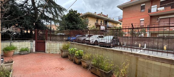 4-salle Appartement à Rome, Italy No. 23672 38