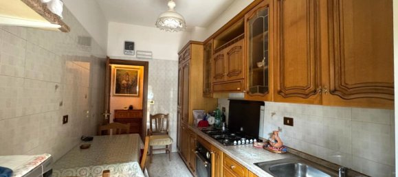 4-salle Appartement à Rome, Italy No. 23672 20