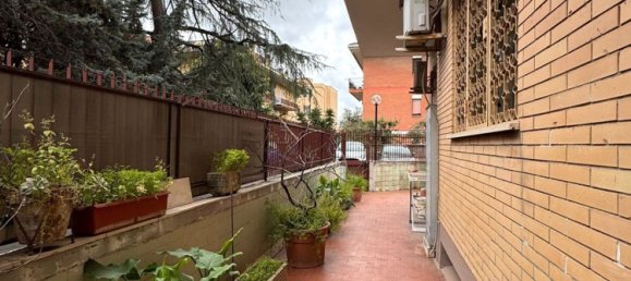 4-salle Appartement à Rome, Italy No. 23672 45