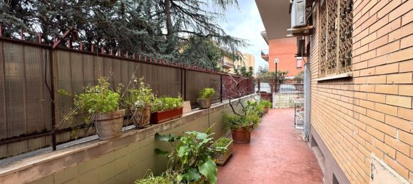 4-salle Appartement à Rome, Italy No. 23672 44