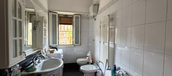 4-salle Appartement à Rome, Italy No. 23672 35