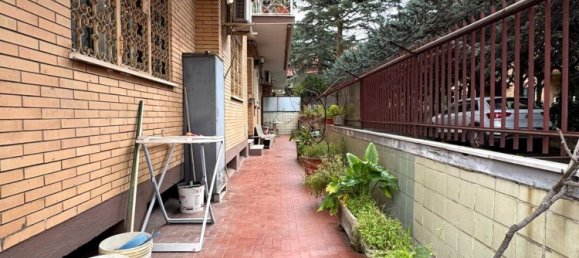 4-salle Appartement à Rome, Italy No. 23672 43