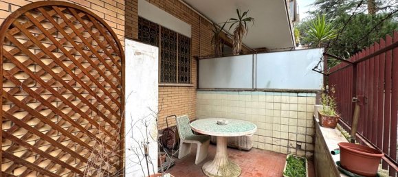 4-salle Appartement à Rome, Italy No. 23672 48