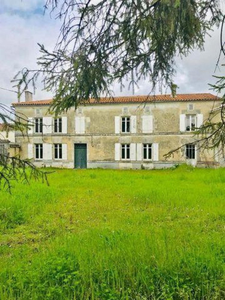 3 bedrooms House in Segonzac, France No. 25058