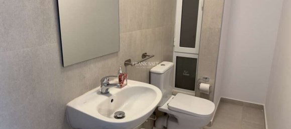 Квартира с 3 спальнями в Гзира, Мальта № 8224 14