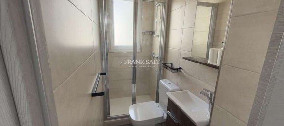 Квартира с 3 спальнями в Гзира, Мальта № 8224 12