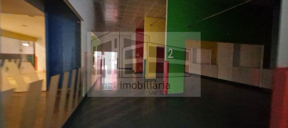 990m² Warehouse in Loures, Portugal No. 188875 19