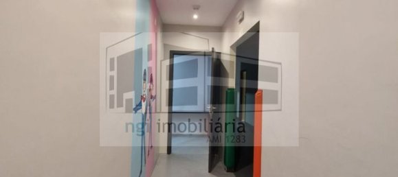 990m² Warehouse in Loures, Portugal No. 188875 17