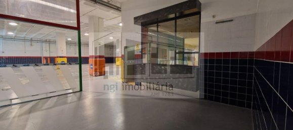 990m² Warehouse in Loures, Portugal No. 188875 21