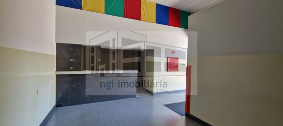 990m² Warehouse in Loures, Portugal No. 188875 25