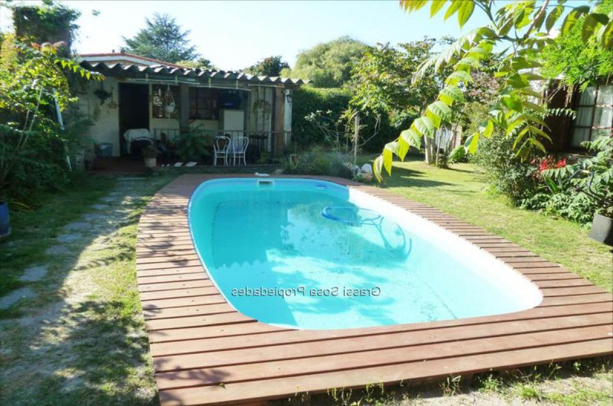 3 bedrooms House in Canelones, Uruguay No. 3016