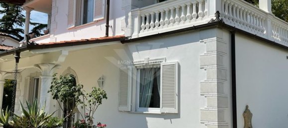 8 rooms Villa in Pietrasanta, Italy No. 40616 13
