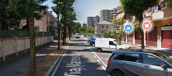 Квартира с 3 комнатами в Гарбаньяте Миланезе, Италия № 219861 2