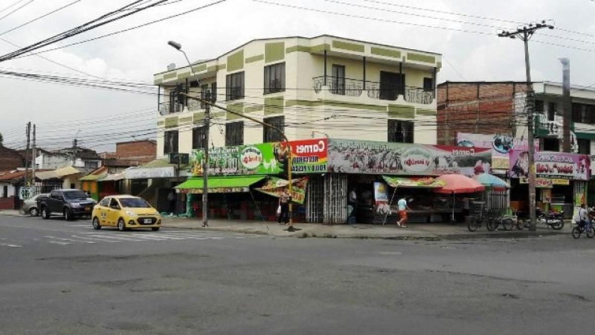 12 bedrooms House in Valle del Cauca, Colombia No. 7913